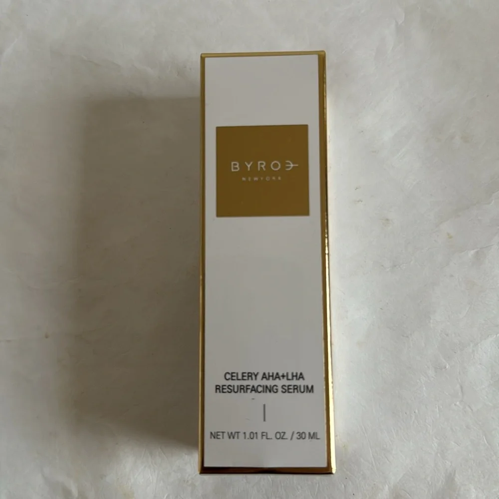 BYROE Celery AHA + LHA Resurfacing Serum 1oz NIB $86